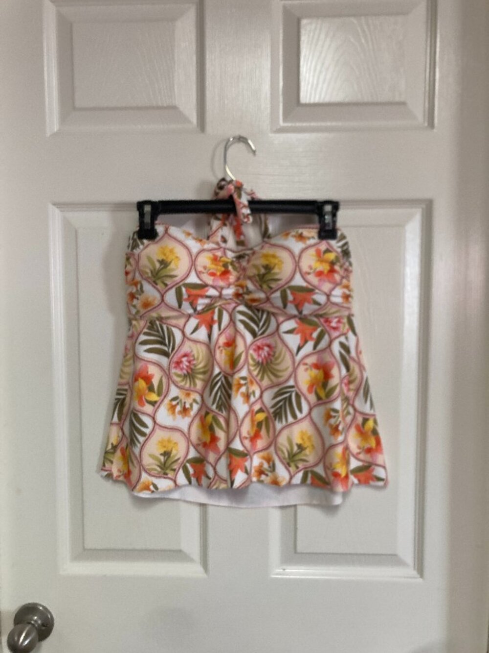 LA BLANCA New With Tags Tropical Print Halter Swim Top UPF 50+ size 12 Women's